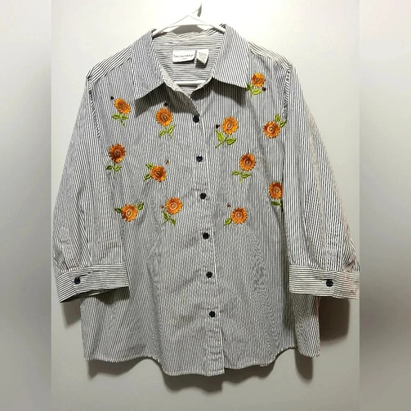 Breckenridge Women's Tops - Breckenridge womens size 2X sunflowers embroidered button down shirt Grandmacore